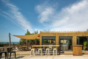 Le Veillon, restaurant en modulaire par Bodard